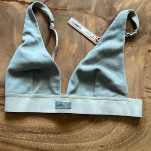 NWT SKIMS Cotton Jersey plunge bralette